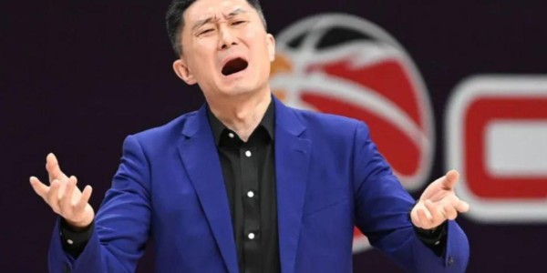 男篮热身赛首战，徐昕焦泊乔皆得分上双，杜锋有何感想？