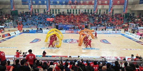 乐鱼体育登录入口-83:69！吉安队成功锁定前八强